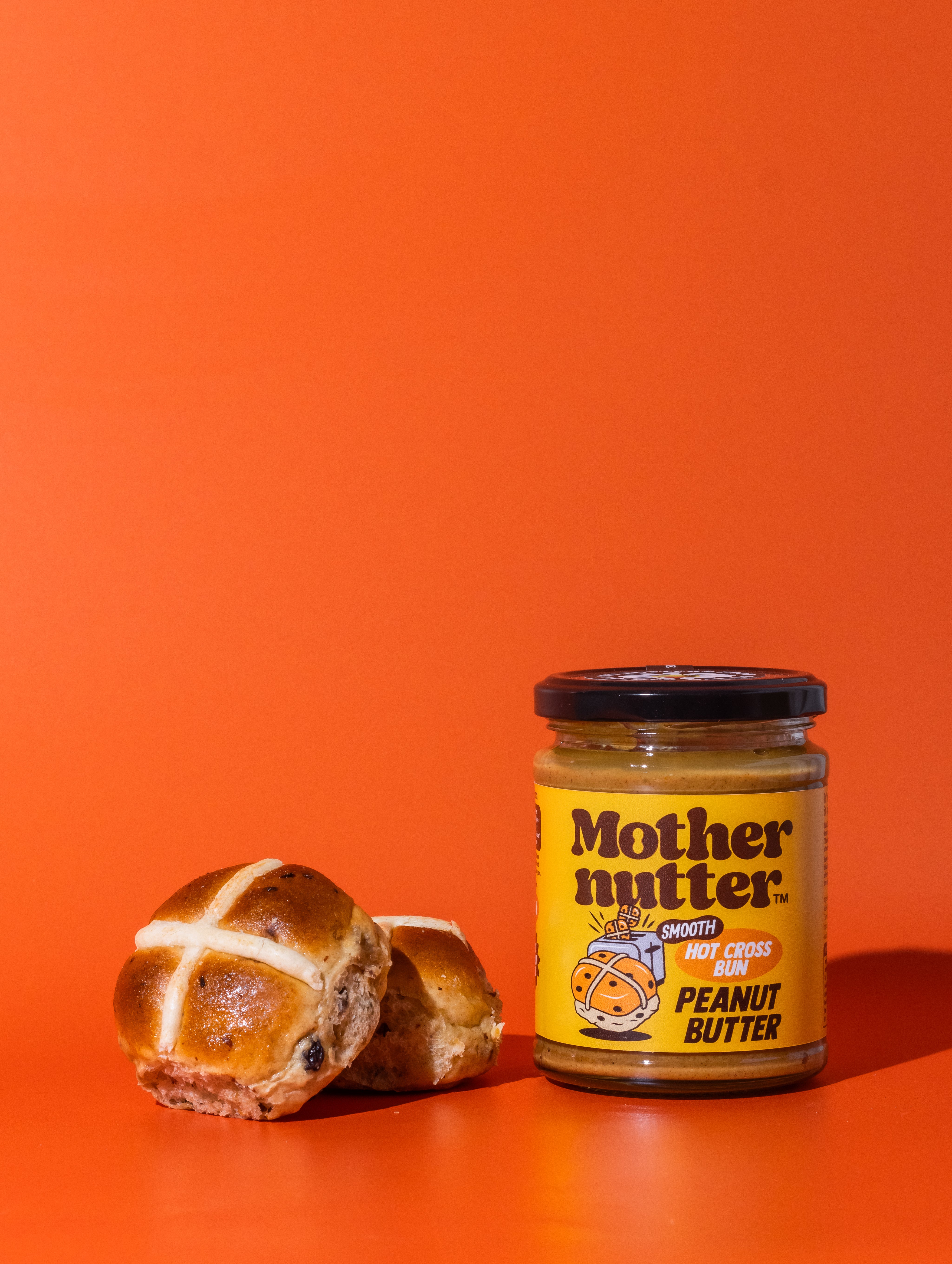 Mothernutter Smooth Hot Cross Bun Peanut Butter